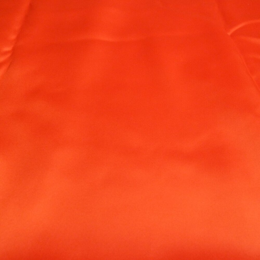 Reversible silk satin fabric